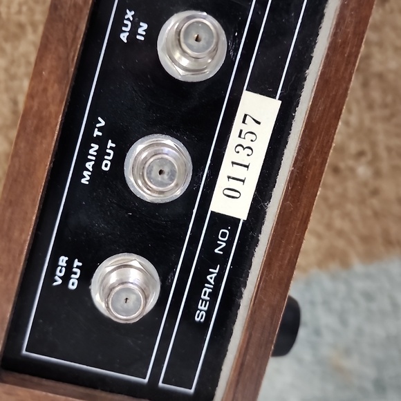 channel master video control center model 0770B remote main TV VCR used vintage - Picture 4 of 7